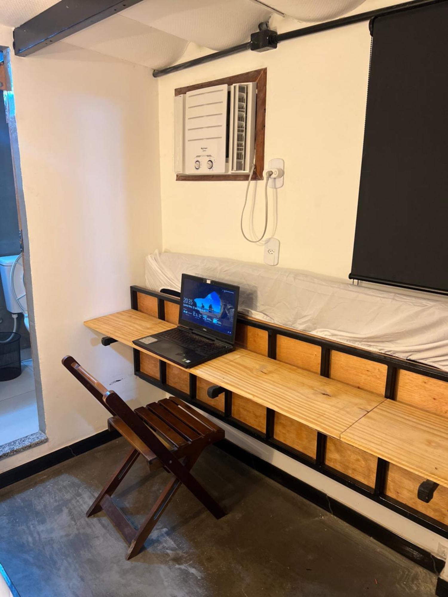 Bella Ciao Hostel *